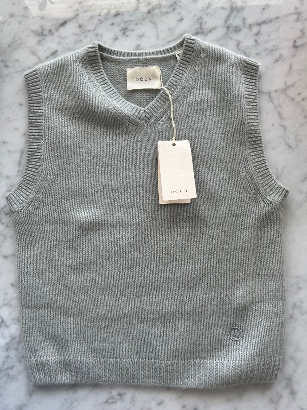 NWT Doén Winston Cashmere Vest in Eucalyptus Size XS